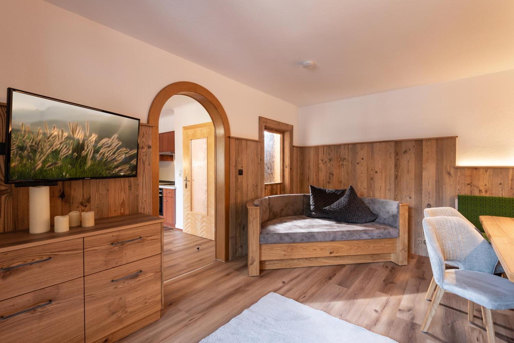 Appartement Andrea Hauser - Riedltischler 齐勒河谷采尔 外观 照片